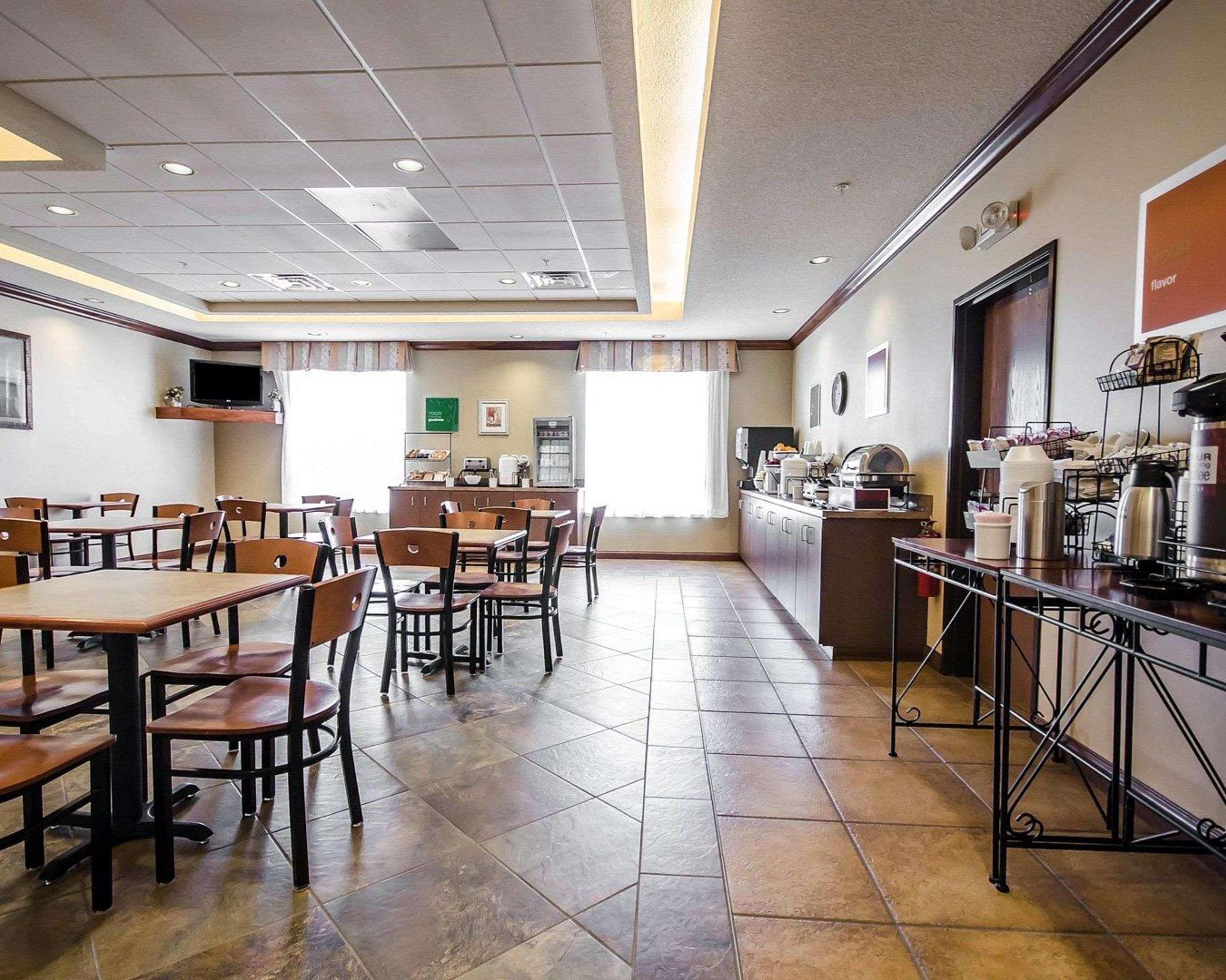 Quality Inn & Suites Rockport-Owensboro North Gold Award Winner Exterior foto