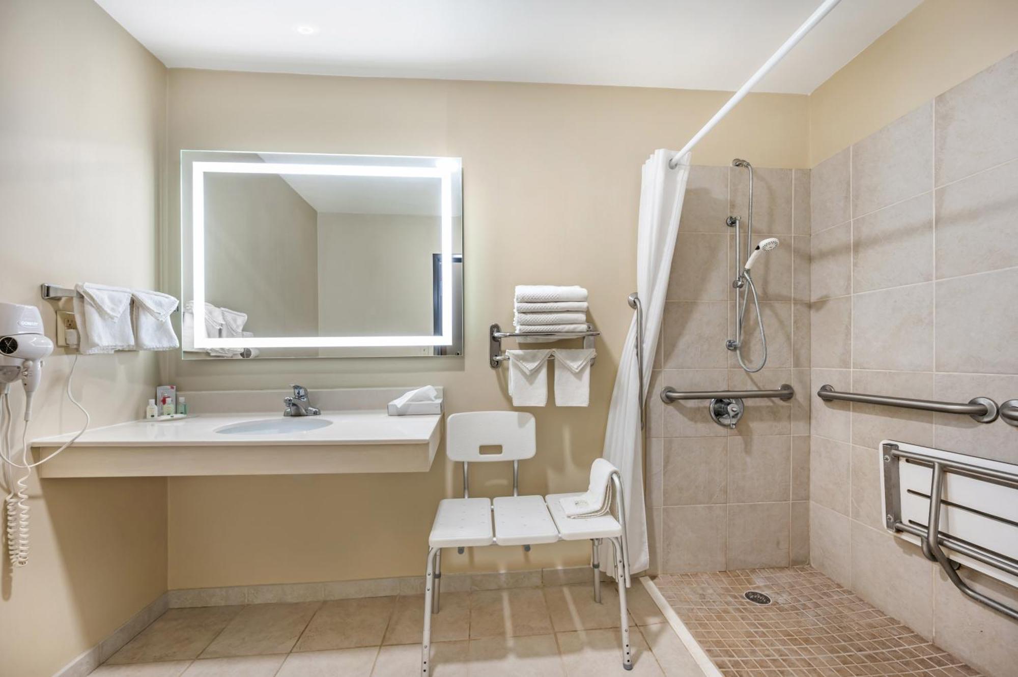 Quality Inn & Suites Rockport-Owensboro North Gold Award Winner Exterior foto