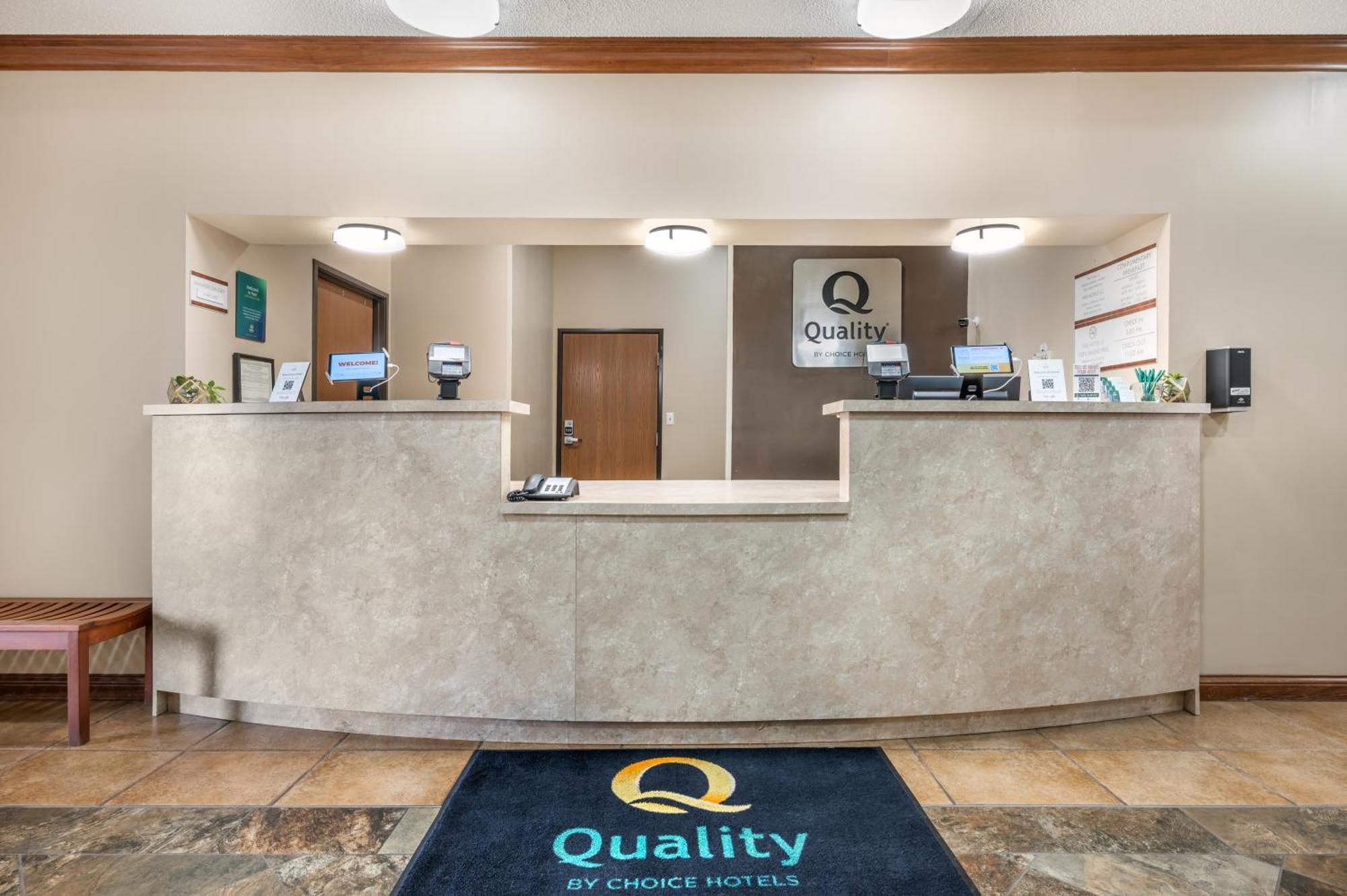 Quality Inn & Suites Rockport-Owensboro North Gold Award Winner Exterior foto
